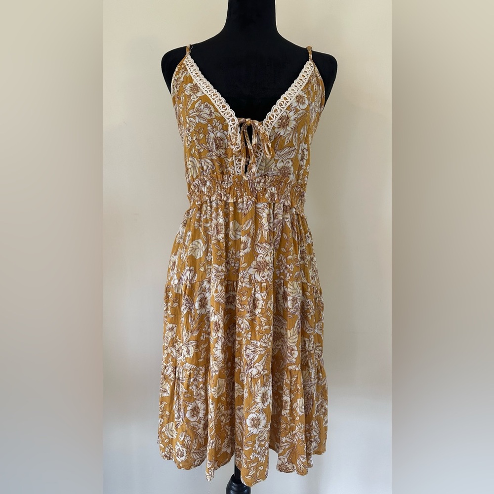 NWT Yellow flower Print Summer dress